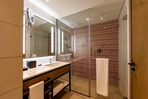 Winma Court (Unit C3), photo 2